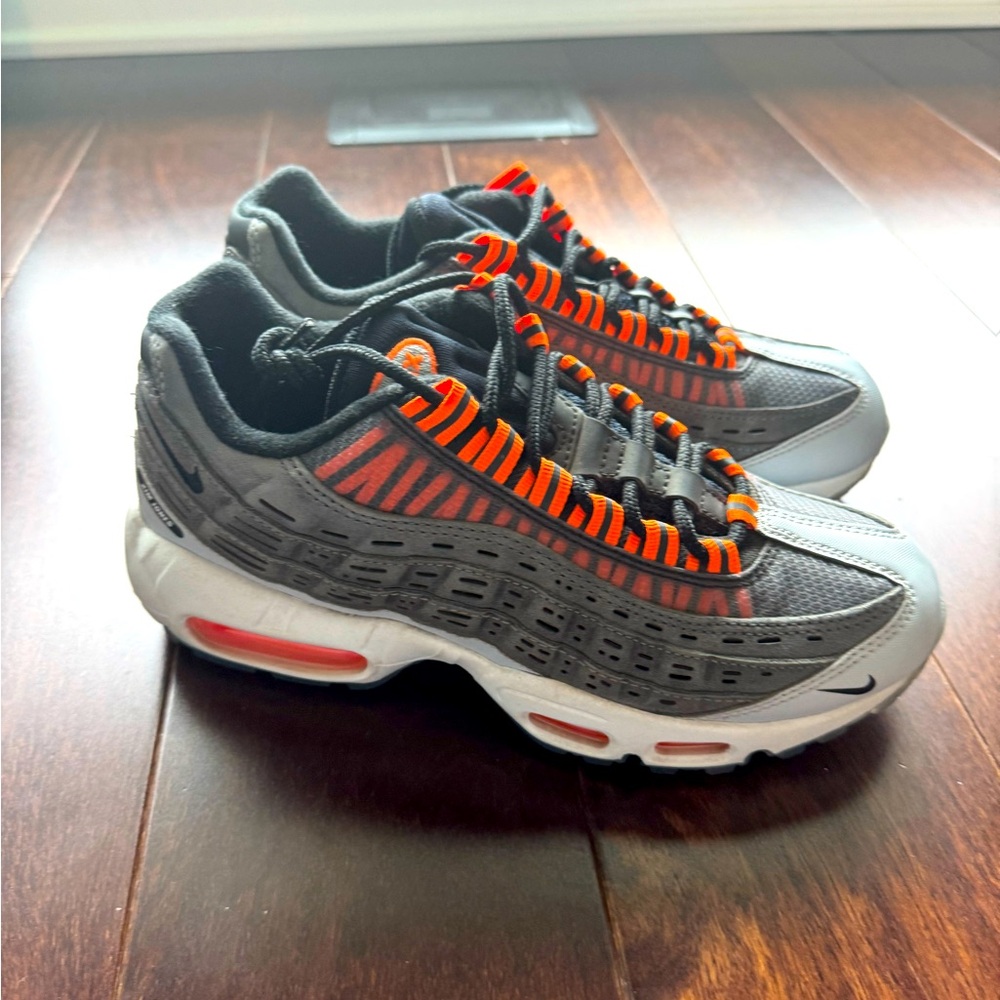 Women’s Nike x Kim Jones sneaker